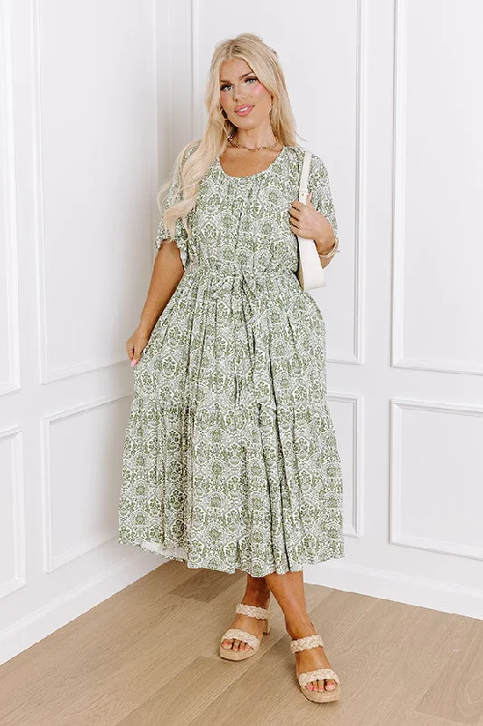 Plus size dresses for trendy vibes stay current -Countryside Dream Linen-Blend Midi Curves