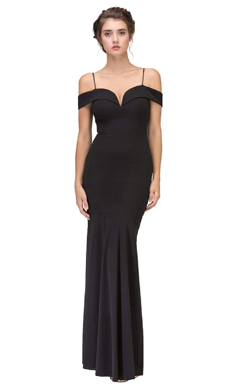 Plus size dresses with sturdy zippers stay secure -Eureka Fashion - Off-Shoulder Notched Foldover Sheath Evening Gown