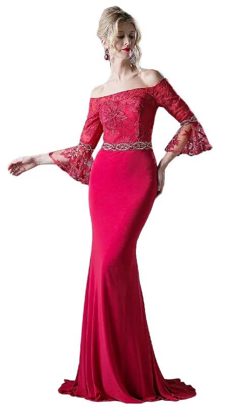 Plus size dresses with bold cuts make statements -Cinderella Divine - Off-Shoulder Flounce Fitted Gown