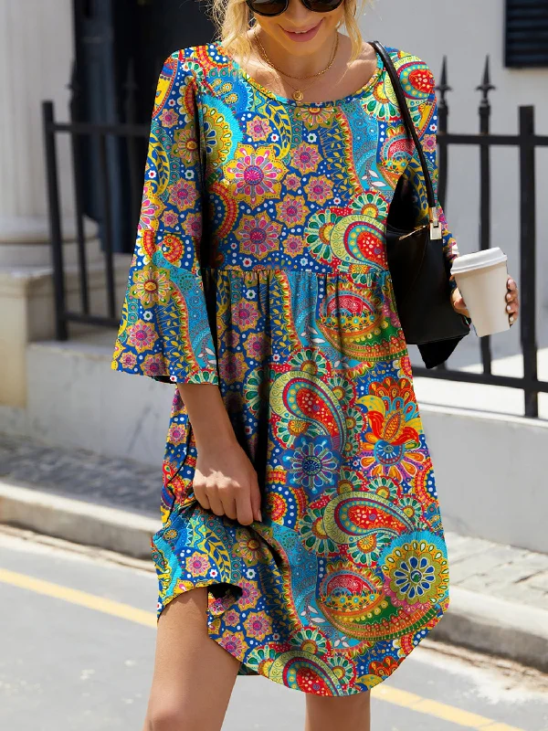 Plus size dresses with comfy fits ease days -Paisley Print Round Neck Three-Quarter Sleeve Dress