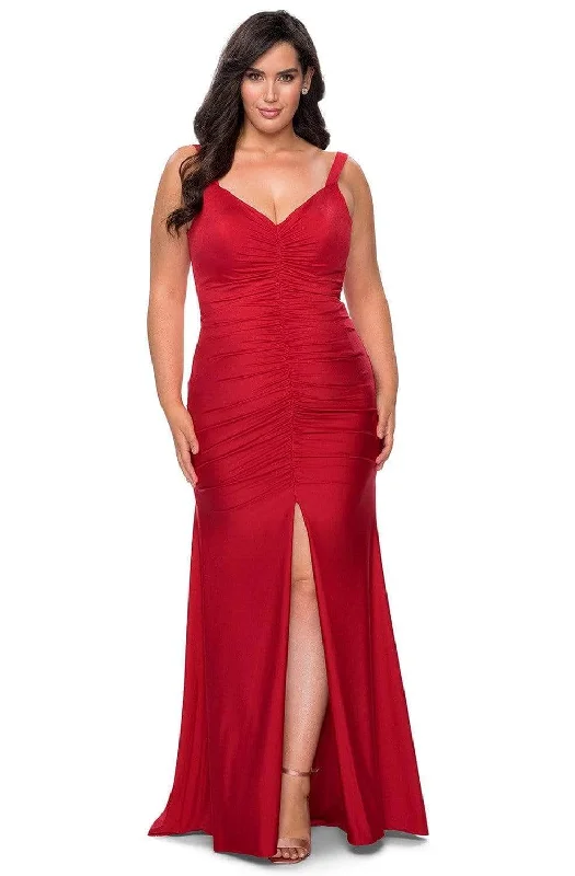 Plus size dresses with soft skirts feel light -La Femme - Ruched Jersey Trumpet Dress with Slit 29027SC