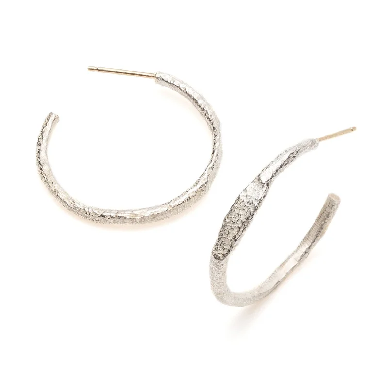 Best hoop earrings with vintage-style detailing for a nostalgic and timeless look-Beth