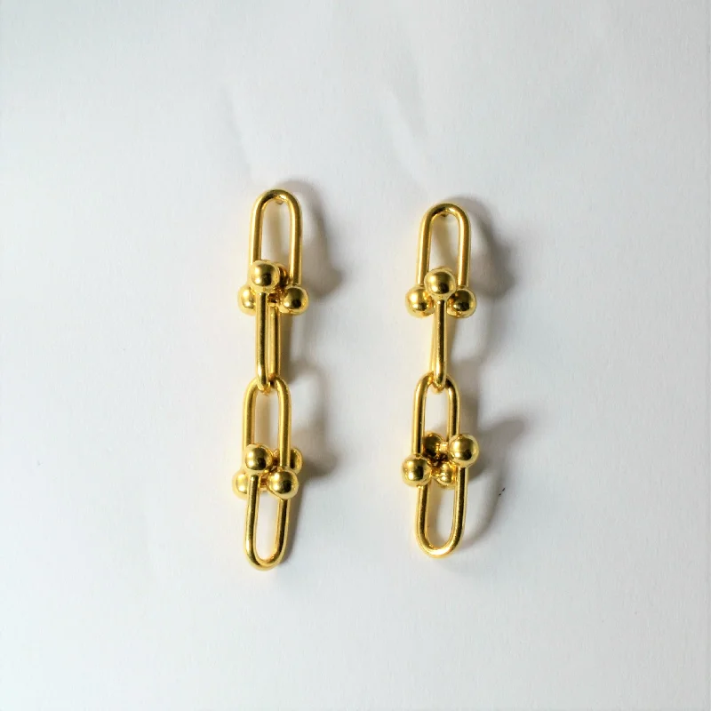 Best hoop earrings with matte finish for a sophisticated, understated design-Yellow Gold Elongated Cable Link Earrings